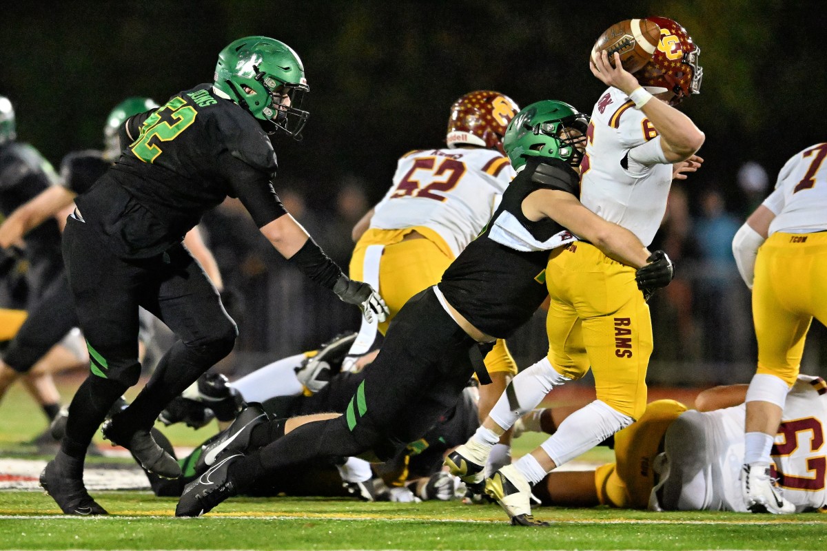a Central Catholic West Linn 6A Oregon football semifinal November 17 2023 Leon Neuschwander 33